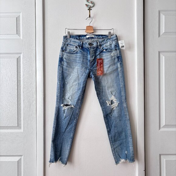 Moussy Vintage Altawoods Distressed Crop Jeans - Picture 5 of 11